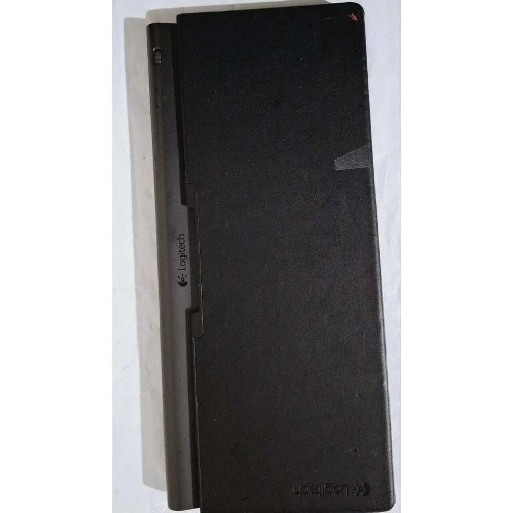Logitech 820-005094 Tablet Keyboard For iPad Y-R0034 With Tablet Stand Bluetooth